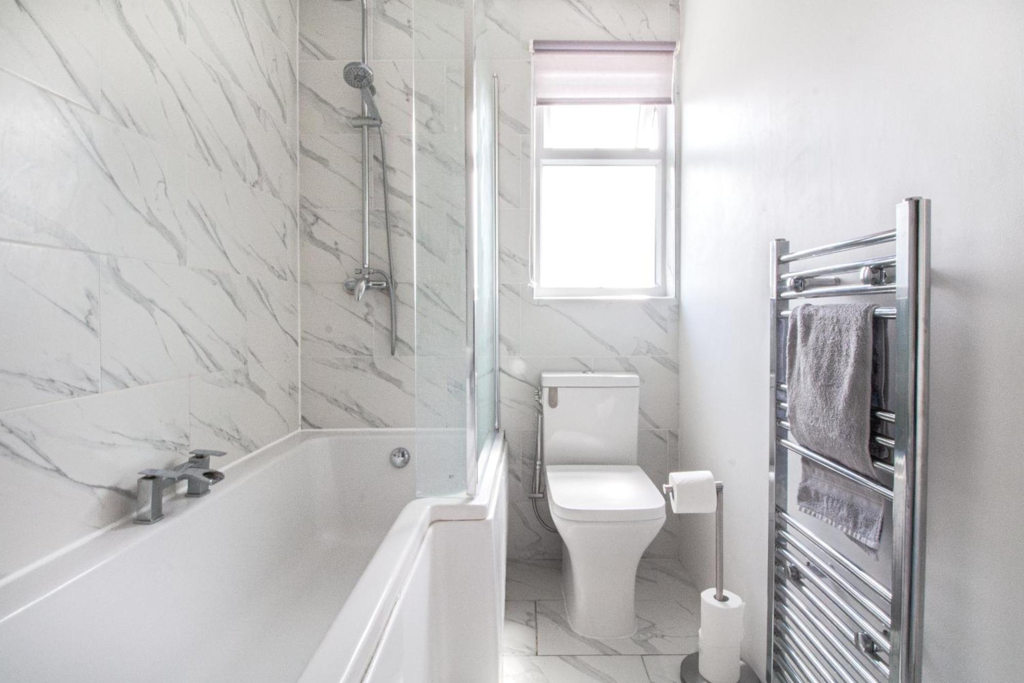 Appartement Beautiful 4 Bedroom With Garden Sleeps 10 Londres